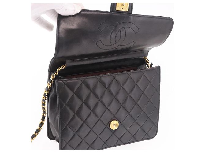 CHANEL Matelasse Chain Shoulder Bag Lamb Skin Black Gold CC - vista 16