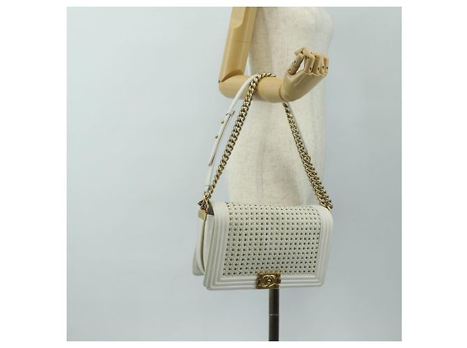 CHANEL Chain Boy Chanel Shoulder Bag Leather White Gold CC - vista 27