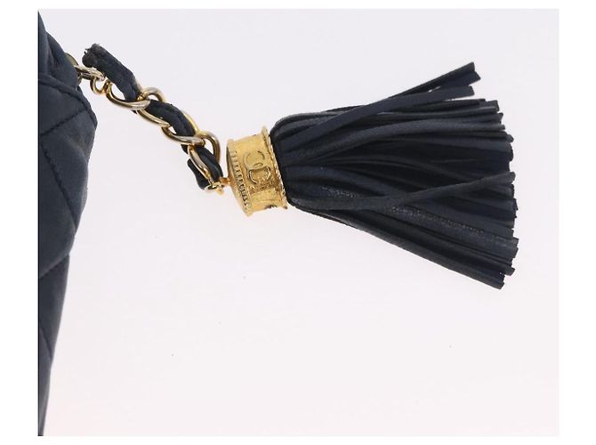CHANEL Matelasse Chain Shoulder Bag Lamb Skin Navy Gold CC - vista 18