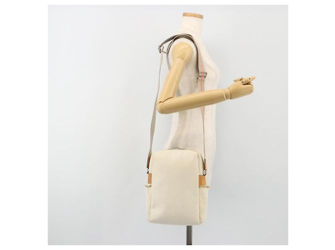 LOUIS VUITTON Damier Geant LV Cup Weatherly Bag White M80637 LV - vista 22