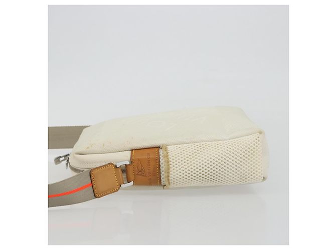 LOUIS VUITTON Damier Geant LV Cup Weatherly Bag White M80637 LV - vista 5