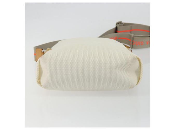 LOUIS VUITTON Damier Geant LV Cup Weatherly Bag White M80637 LV - vista 9