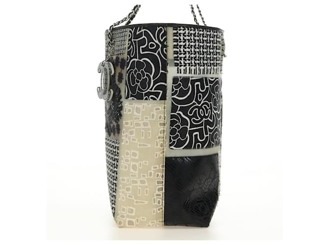 CHANEL Patchwork Tote Bag rubber Black Silver CC - vista 3