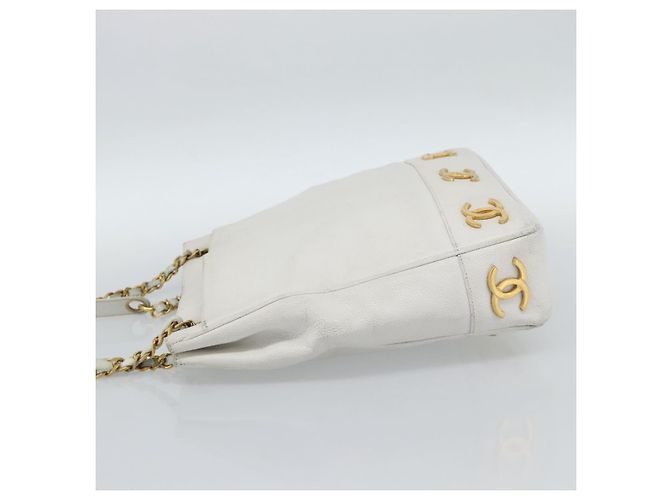 CHANEL Chain Shoulder Bag Calf Skin White Gold CC - vista 4