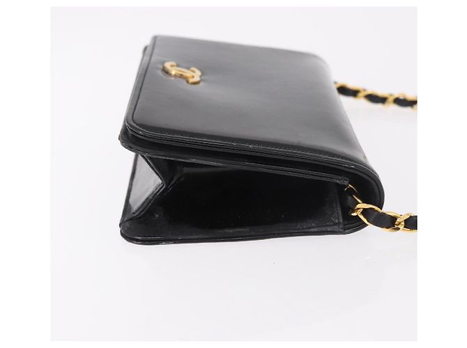 CHANEL Chain Shoulder Bag Patent Black Gold CC - vista 3