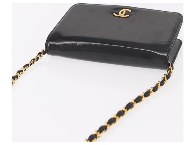CHANEL Chain Shoulder Bag Patent Black Gold CC - vista 6