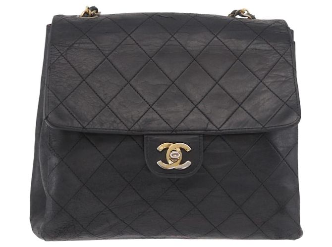 CHANEL Matelasse Chain Shoulder Bag Leather Black Gold CC - vista 13