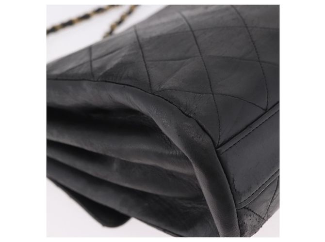 CHANEL Matelasse Chain Shoulder Bag Leather Black Gold CC - vista 17