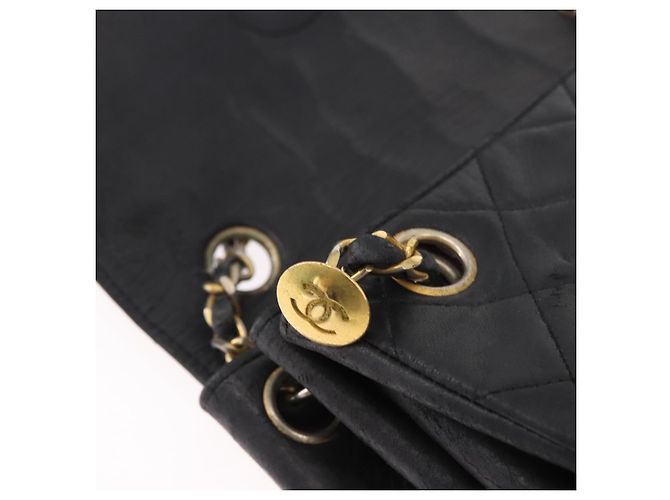 CHANEL Matelasse Chain Shoulder Bag Leather Black Gold CC - vista 23