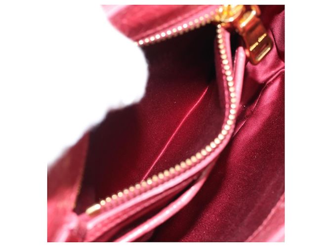 Miu Miu Shoulder Bag Leather Red Gold - vista 23