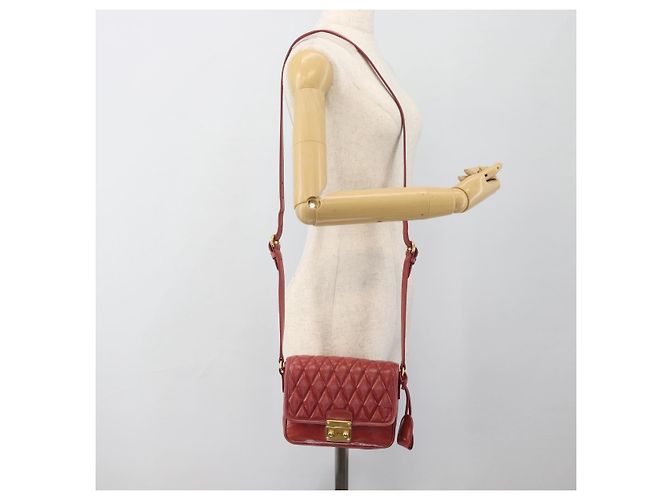 Miu Miu Shoulder Bag Leather Red Gold - vista 24