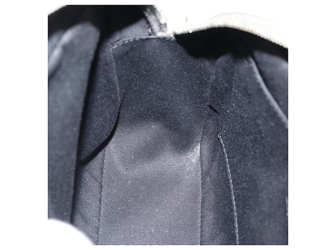 SAINT LAURENT Sac à épaule Daim Gris Argent 520533 - vue 22