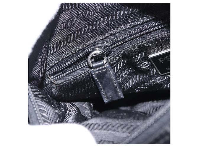 Borsa a tracolla PRADA in nylon nero e argento, autentica 189321A - vista 25