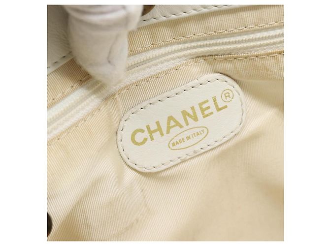 CHANEL Chain Hand Bag Leather White CC - vista 17