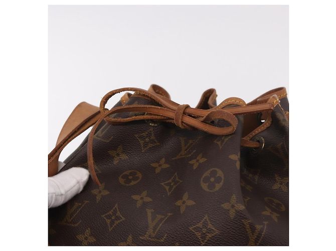 LOUIS VUITTON Monogram Petit Noe Shoulder Bag M42226 LV - vista 10