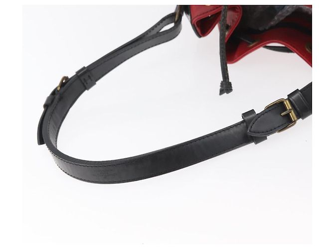 LOUIS VUITTON Epi Petit Noe Shoulder Bag Bicolor Black Red M44172 - vista 7