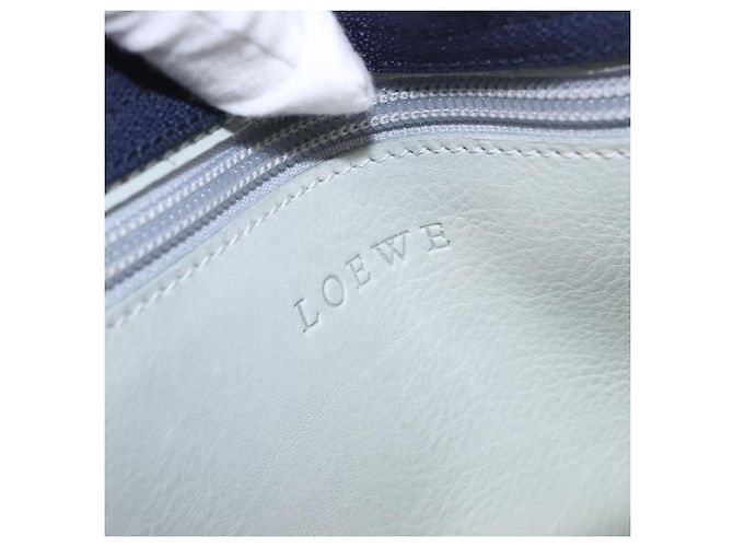 LOEWE Anagram Shoulder Bag Suede Leather Gray Silver - vista 11