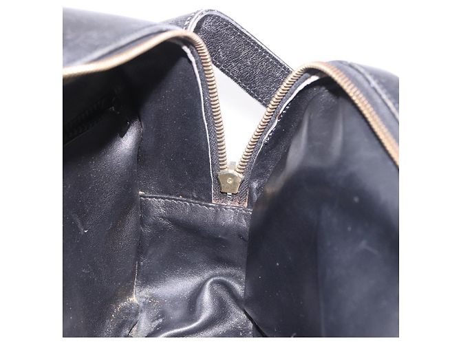 Céline CELINE Circle Shoulder Bag Leather Black Gold - vista 19