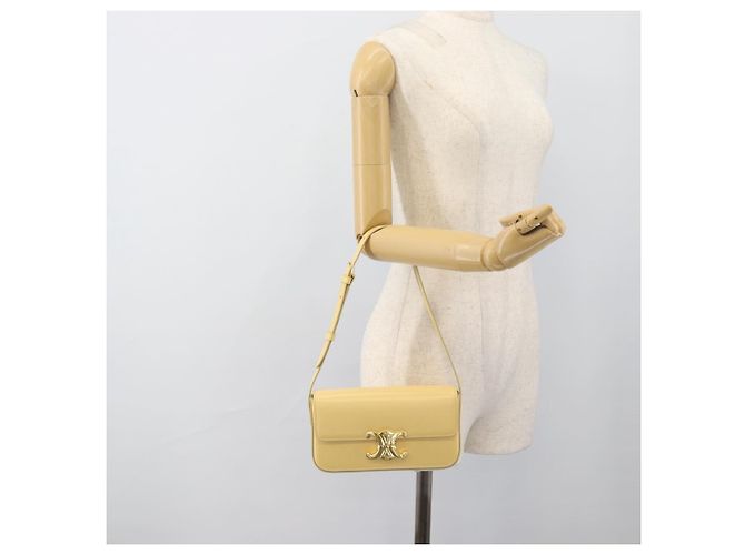 Céline CELINE Triomphe Shoulder Bag Leather Ivory Gold - vista 21