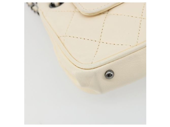 CHANEL Choco Bar Chain Shoulder Bag Lamb Skin White Silver CC - vista 16
