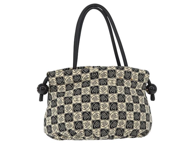 CHANEL Camelia Tote Bag Canvas Black Silver CC - vista 2