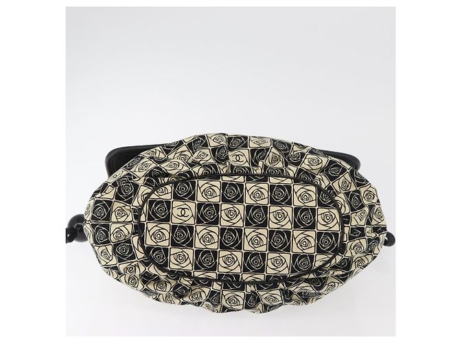 CHANEL Camelia Tote Bag Canvas Black Silver CC - vista 6