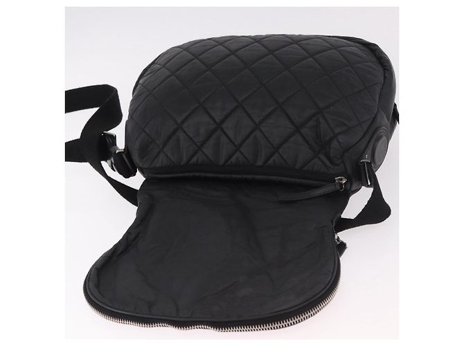 CHANEL Matelasse Shoulder Bag Coated Canvas Black Silver CC - vista 16