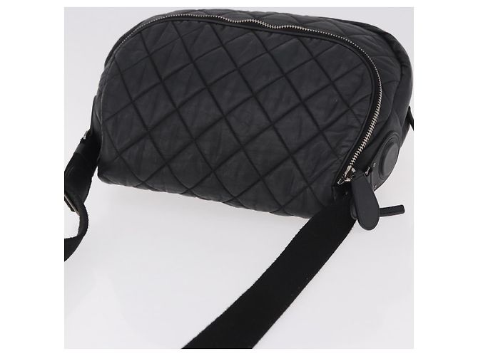 CHANEL Matelasse Shoulder Bag Coated Canvas Black Silver CC - vista 6