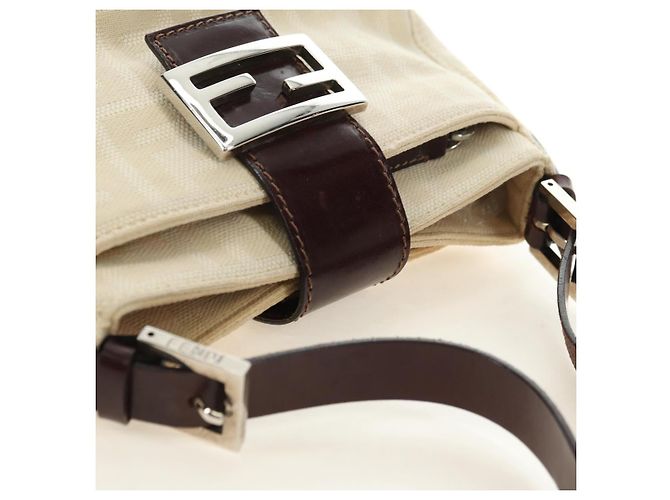 FENDI Zucca Canvas Mamma Baguette Shoulder Bag White Silver - vista 7