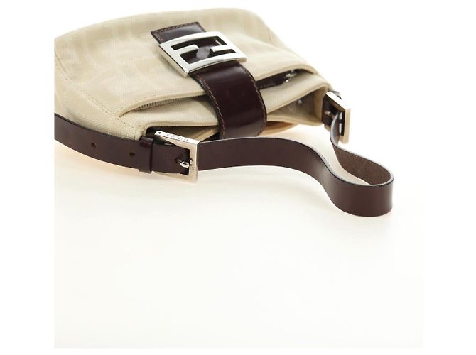 FENDI Zucca Canvas Mamma Baguette Shoulder Bag White Silver - vista 8