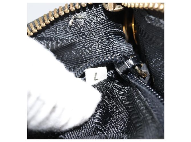 PRADA Chain Shoulder Bag Leather Black Gold - vista 22