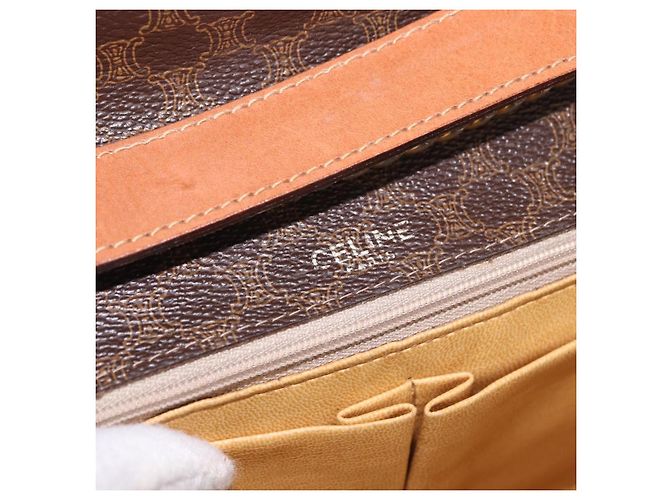 Céline CELINE Macadam Canvas Chain Shoulder Bag PVC Leather Brown Gold - vista 16
