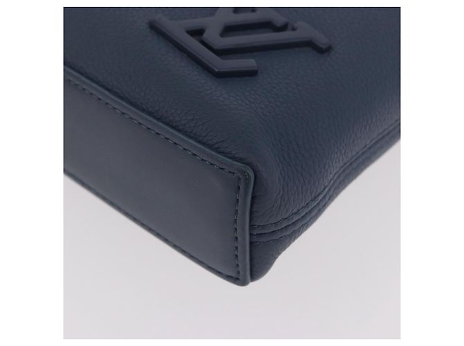 LOUIS VUITTON Takeoff Pouch Cowhide leather Blue Atlantic M82813 - vista 14