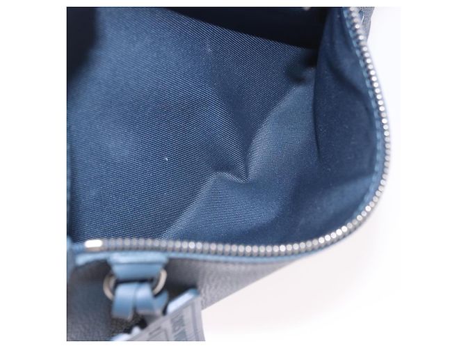 LOUIS VUITTON Takeoff Pouch Cowhide leather Blue Atlantic M82813 - vista 22