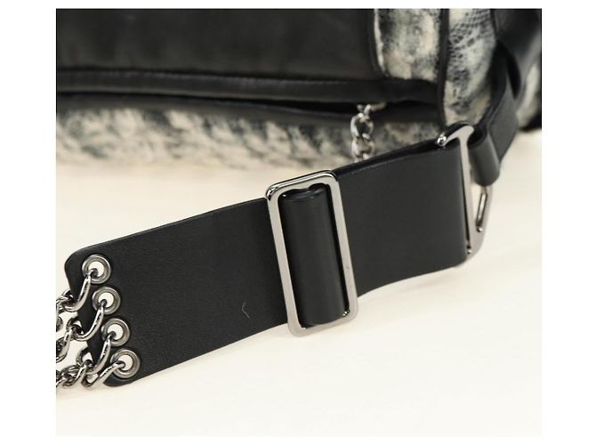 CHANEL Camelia 2.55 Chain Shoulder Bag Wool Tweed White Black CC - vista 8
