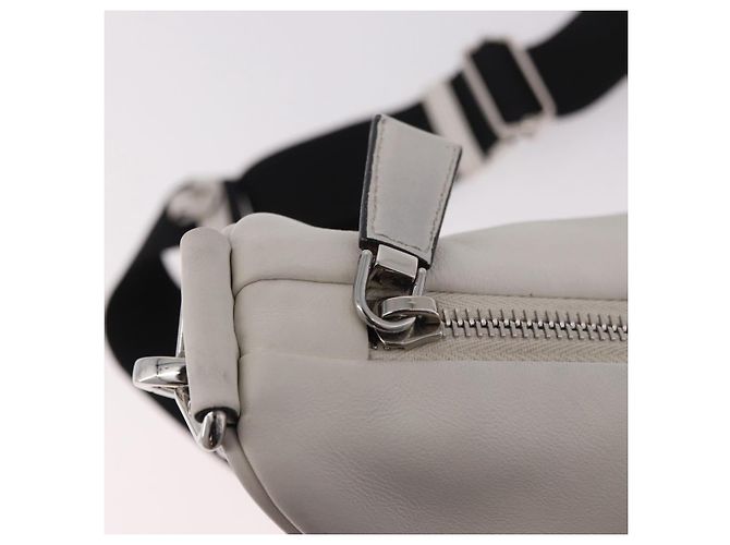 PRADA Schultertasche Leder Weiß Silber - Ansicht 9