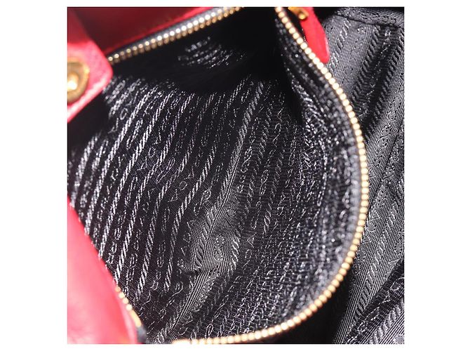 PRADA Ribbon Hand Bag Nylon Red Gold - vista 22