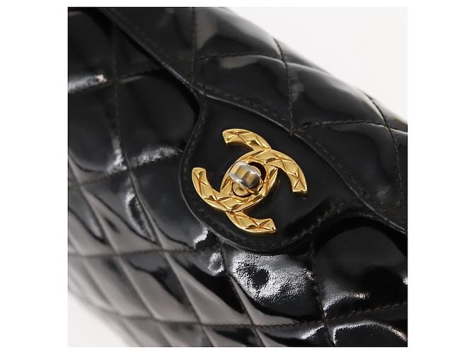 CHANEL Matelasse Shoulder Bag Patent leather Black Gold CC - vista 18