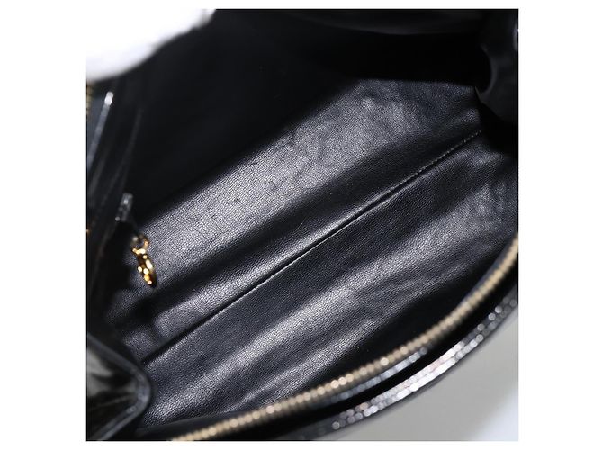 CHANEL Chain Tote Bag Patent Leather Black Gold CC - vista 10