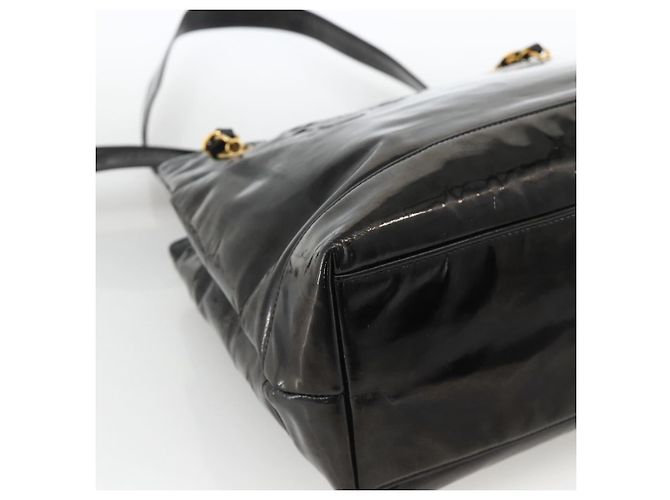 CHANEL Chain Tote Bag Patent Leather Black Gold CC - vista 17