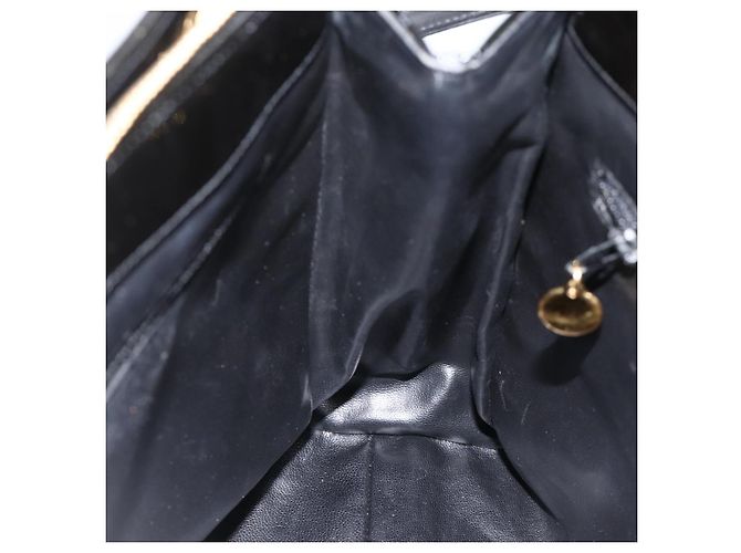 CHANEL Chain Tote Bag Patent Leather Black Gold CC - vista 21