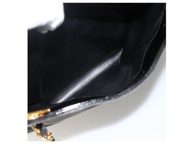 CHANEL Chain Tote Bag Patent Leather Black Gold CC - vista 26