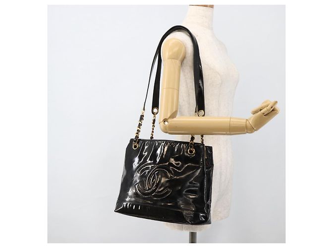 CHANEL Chain Tote Bag Patent Leather Black Gold CC - vista 28