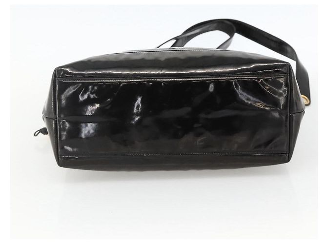 CHANEL Chain Tote Bag Patent Leather Black Gold CC - vista 5