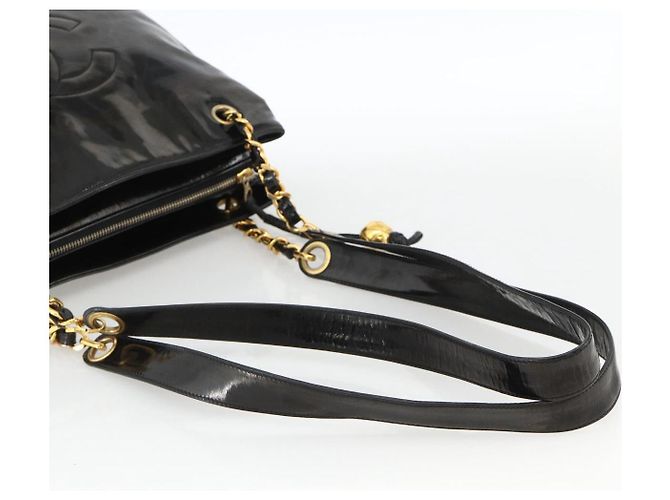 CHANEL Chain Tote Bag Patent Leather Black Gold CC - vista 7