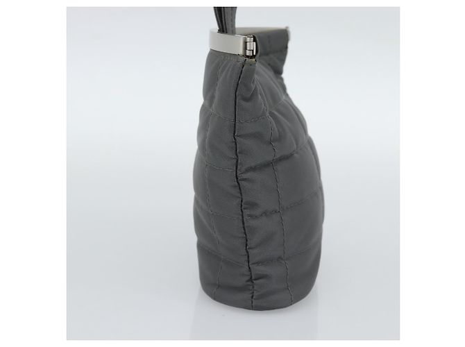 CHANEL Hand Pouch Choco Bar Hand Bag Nylon Gray Silver CC - vista 5
