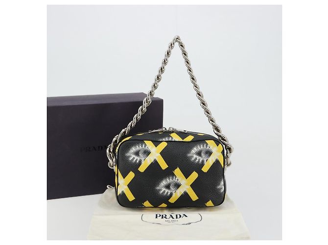 PRADA Chain Shoulder Bag Leather Black Yellow - vista 12