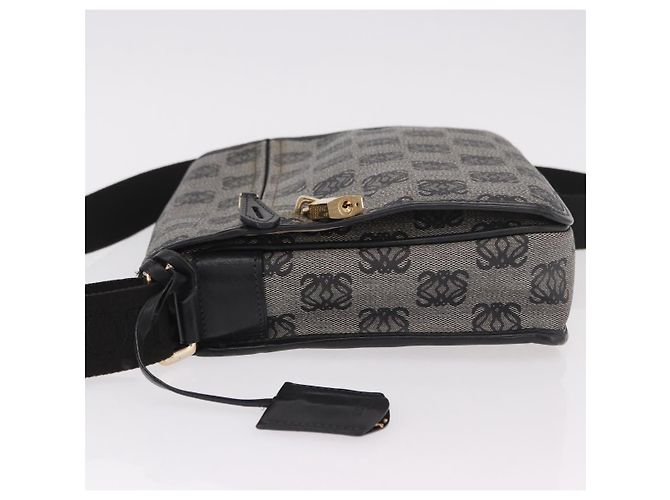 LOEWE Anagram Shoulder Bag PVC Gray Gold - vista 4