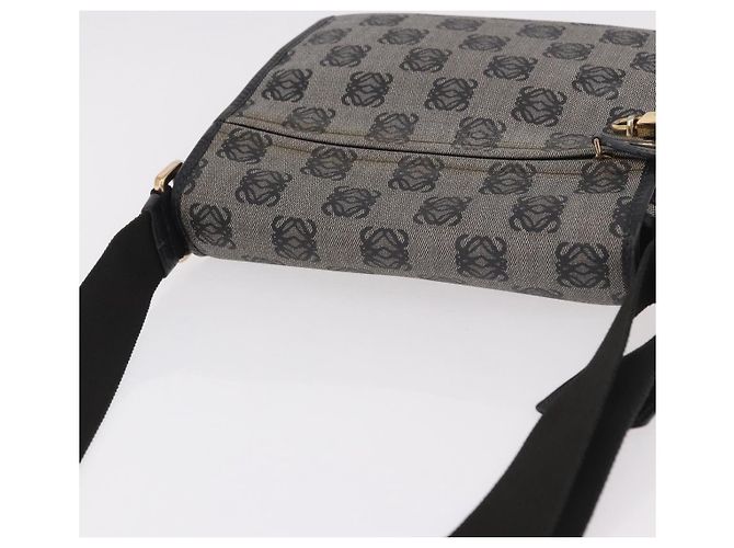 LOEWE Anagram Shoulder Bag PVC Gray Gold - vista 7