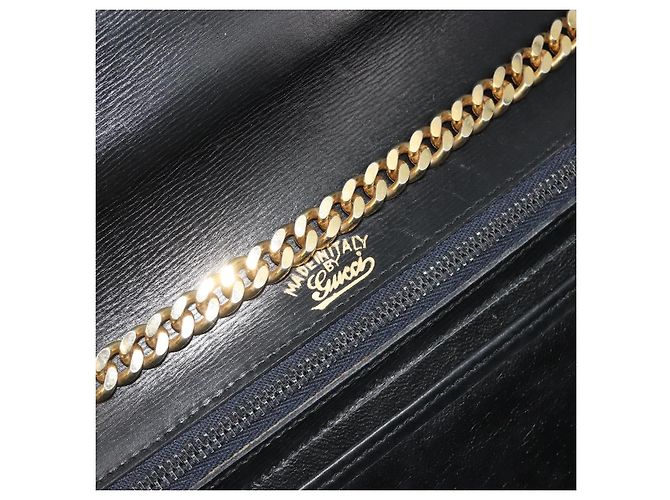 GUCCI Chain Shoulder Bag Leather Black Gold - vista 18